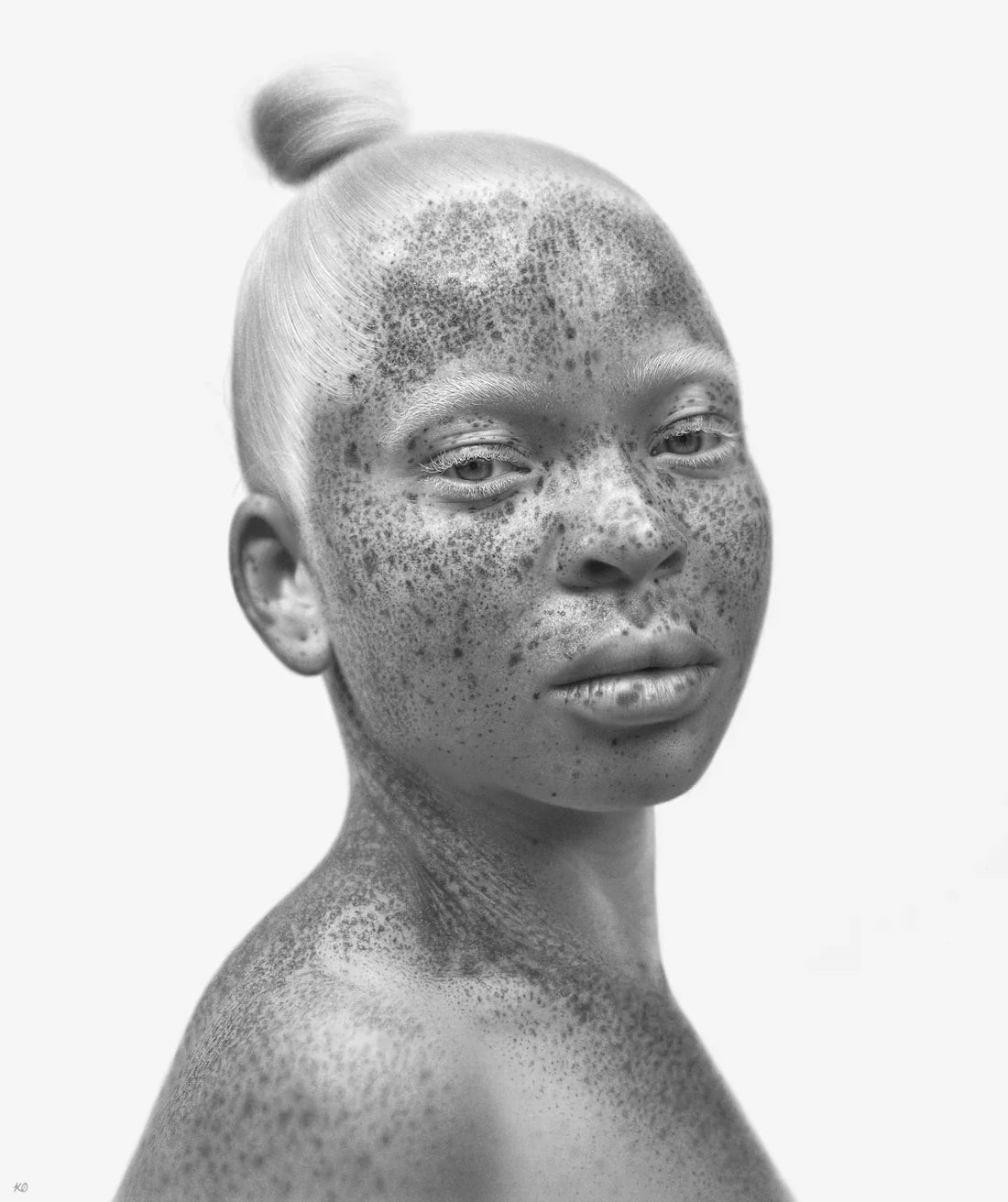 Kelvin Okafor’s "Drawing Awareness" - Celebrating Skin Diversity Through Hyper-Realistic Portraiture