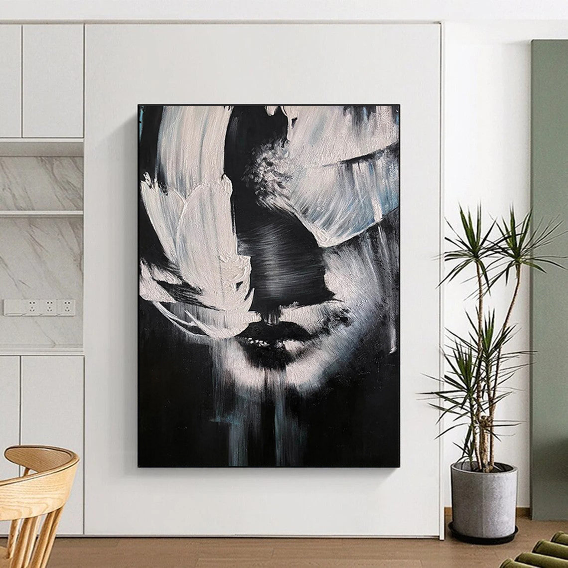 Black and White Abstract Face Painting for Contemporary Art Galleries HENG331