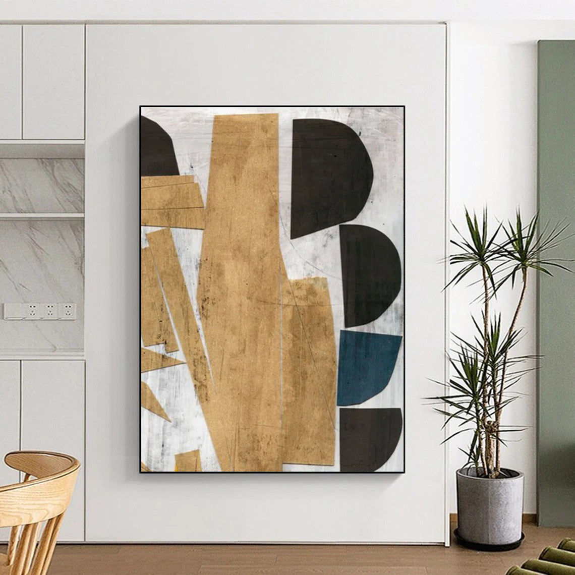 Geometric Gold - Black Abstract Painting for Luxury Home Entrances HENG216